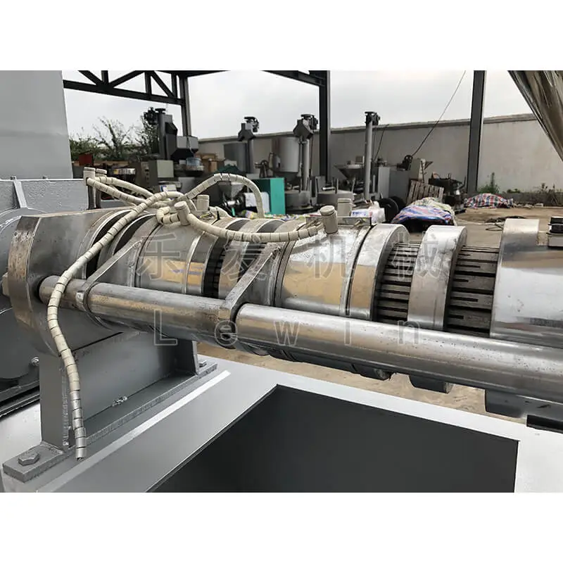 Large-Hot-Screw-Oil-Presser