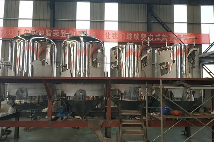 Four Tank Refinery Equipment
