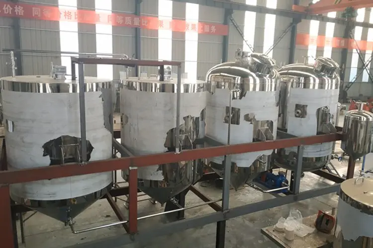 Four Tank Refinery Equipment